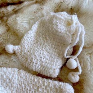 Darling. Knitted matching set for Newborn.